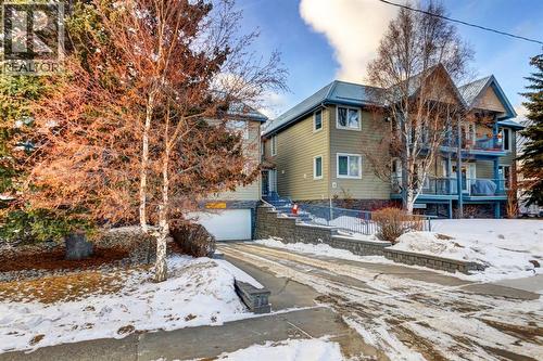4, 704 8Th Avenue, Canmore, AB - Outdoor With Facade