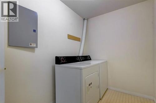 4, 704 8Th Avenue, Canmore, AB - Indoor