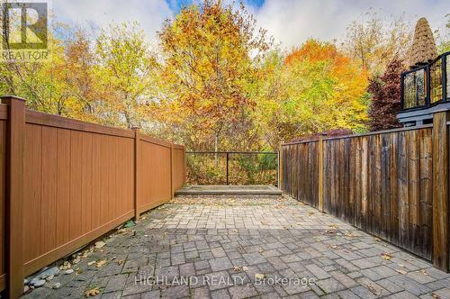 1569 Eglinton Avenue W, Mississauga, ON - Outdoor