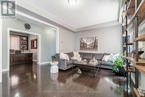 19 Durango Drive, Brampton, ON - Indoor Photo Showing Living Room