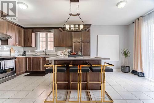 19 Durango Drive, Brampton, ON - Indoor Photo Showing Kitchen With Upgraded Kitchen
