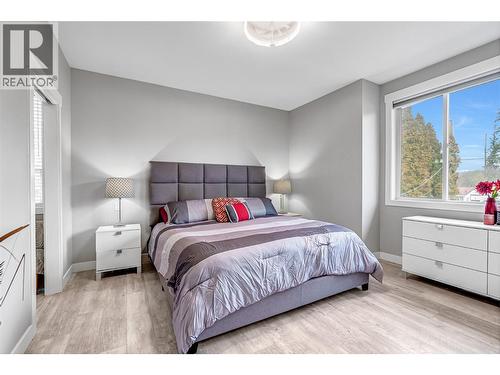 3445 Jackson Avenue, Armstrong, BC - Indoor Photo Showing Bedroom