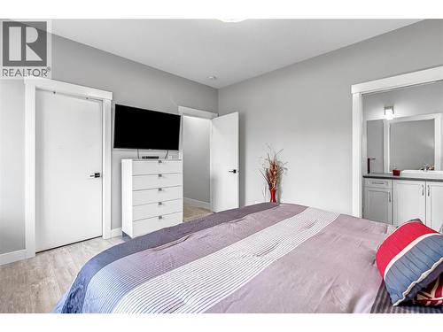 3445 Jackson Avenue, Armstrong, BC - Indoor Photo Showing Bedroom