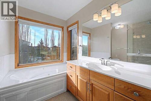 105 Citadel Crest Park Nw, Calgary, AB - Indoor Photo Showing Bathroom
