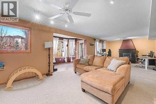 105 Citadel Crest Park Nw, Calgary, AB - Indoor