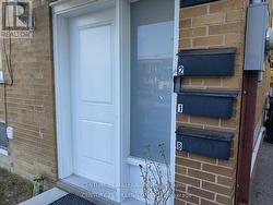 MAIN - 59 GARTHDALE COURT  Toronto, ON M3H 5P7