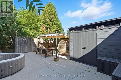 Patio for entertaining - 249 Bay Street N, Hamilton, ON - Outdoor