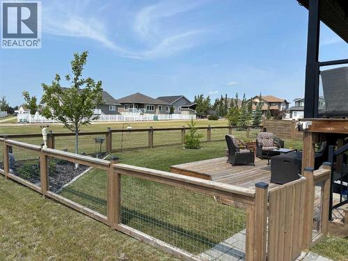 4020 Monarch Way, Stettler, AB - Outdoor