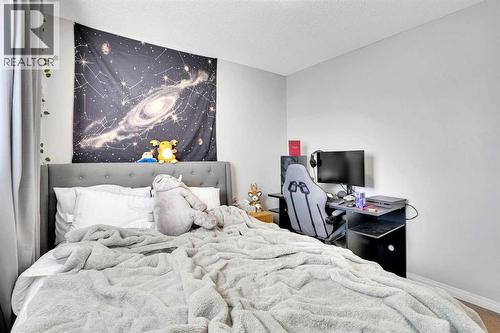 73 Covebrook Place Ne, Calgary, AB - Indoor Photo Showing Bedroom