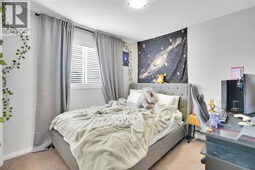 73 Covebrook Place Ne, Calgary, AB - Indoor Photo Showing Bedroom