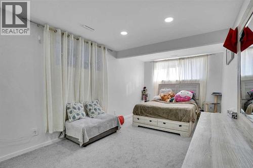 73 Covebrook Place Ne, Calgary, AB - Indoor Photo Showing Bedroom