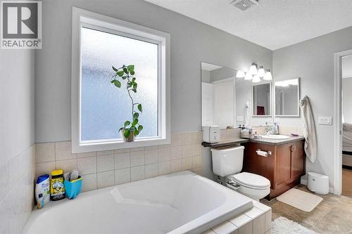 73 Covebrook Place Ne, Calgary, AB - Indoor Photo Showing Bathroom