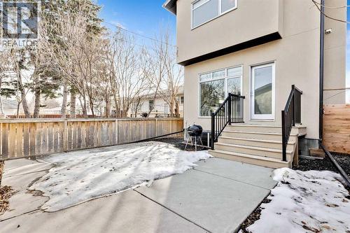 2728 Cochrane Road Nw, Calgary, AB - Outdoor