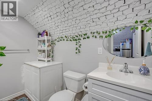 50 Sanders Boulevard, Hamilton, ON - Indoor Photo Showing Other Room
