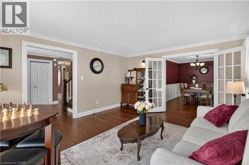 2264 Britannia Road, Burlington, ON - Indoor Photo Showing Living Room