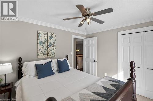 2264 Britannia Road, Burlington, ON - Indoor Photo Showing Bedroom