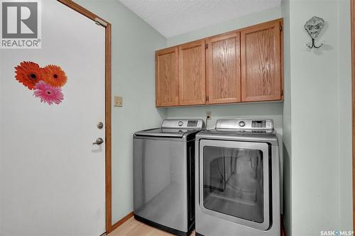 4154 Wascana Ridge Place, Regina, SK - Indoor Photo Showing Laundry Room