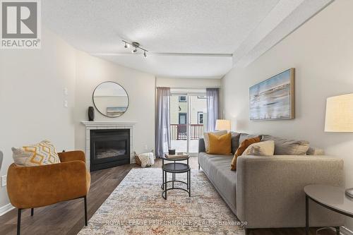 90D Templeton Street, Ottawa, ON - Indoor Photo Showing Living Room With Fireplace