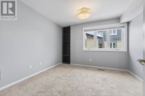 90D Templeton Street, Ottawa, ON - Indoor Photo Showing Other Room