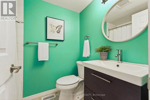 90D Templeton Street, Ottawa, ON - Indoor Photo Showing Bathroom