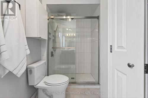 90D Templeton Street, Ottawa, ON - Indoor Photo Showing Bathroom