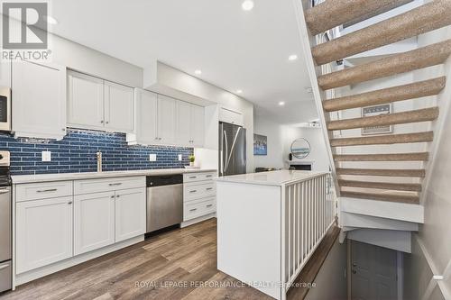 90D Templeton Street, Ottawa, ON - Indoor Photo Showing Kitchen With Upgraded Kitchen