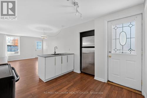 293 St Andrew Street, Ottawa, ON - Indoor