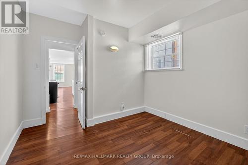293 St Andrew Street, Ottawa, ON - Indoor Photo Showing Other Room