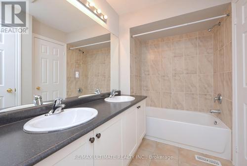 65 Joseph Trail, Collingwood, ON - Indoor Photo Showing Bathroom