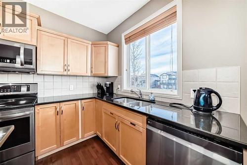172 Seagreen Way, Chestermere, AB - Indoor Photo Showing Kitchen With Double Sink