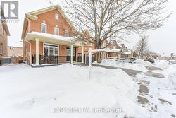 7 CHAPPARAL DRIVE  Brampton, ON L6R 3C5