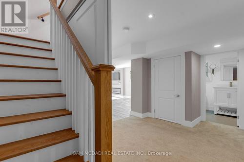 38 Pine Avenue N, Mississauga, ON - Indoor Photo Showing Other Room