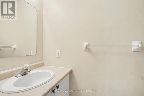 6 Briston Private, Ottawa, ON 