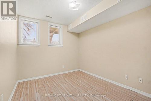 6 Briston Private, Ottawa, ON 