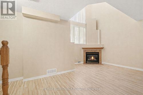 6 Briston Private, Ottawa, ON 