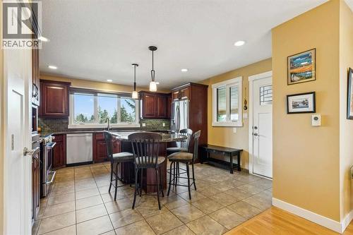 1507 Cayuga Drive Nw, Calgary, AB - Indoor