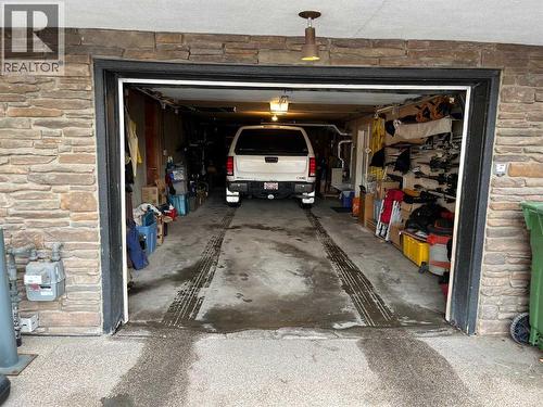 1507 Cayuga Drive Nw, Calgary, AB -  Photo Showing Garage