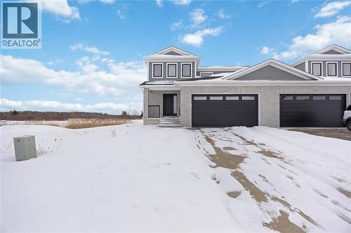 446 Main STREET  Plympton-Wyoming, ON N0N 1T0