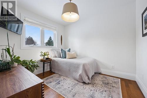 63 Menno Street, Waterloo, ON - Indoor Photo Showing Bedroom