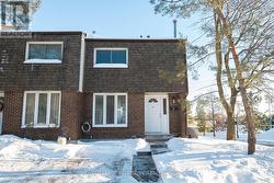 8 - 3301 MCCARTHY ROAD  Ottawa, ON K1V 9X5