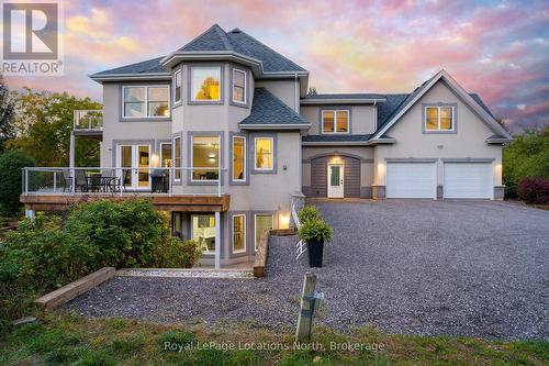 7833 Poplar Side Road, Clearview, ON - Outdoor With Facade