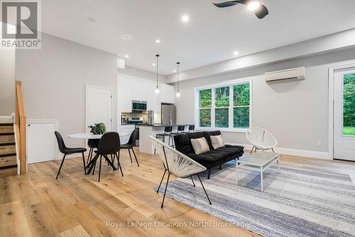 7833 Poplar Side Road, Clearview, ON - Indoor