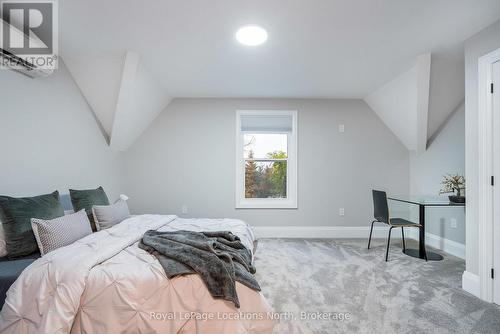 7833 Poplar Side Road, Clearview, ON - Indoor Photo Showing Bedroom