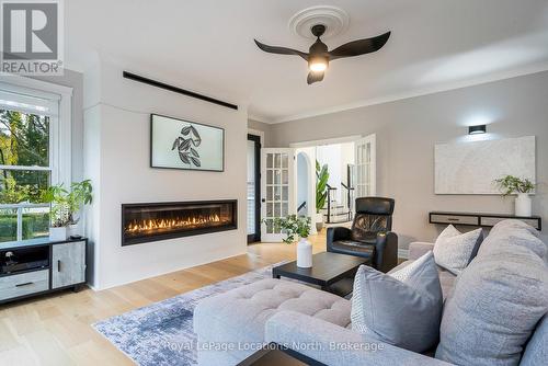 7833 Poplar Side Road, Clearview, ON - Indoor Photo Showing Living Room With Fireplace