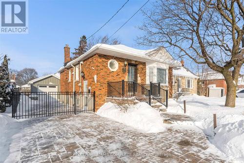 120 EAST 43RD STREET  Hamilton, ON L8T 3B9