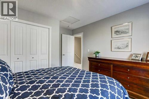 444 Legacy Point Se, Calgary, AB - Indoor Photo Showing Bedroom