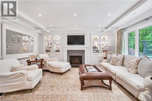61 Oak Knoll Drive, Hamilton, ON - Indoor Photo Showing Living Room With Fireplace