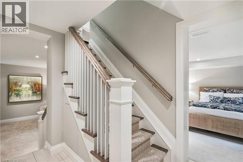 61 Oak Knoll Drive, Hamilton, ON - Indoor Photo Showing Other Room