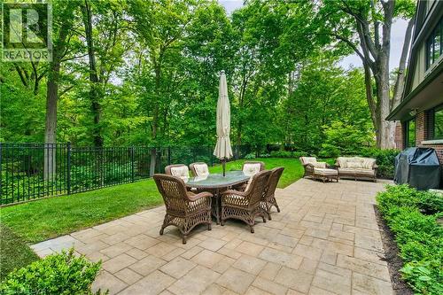 61 Oak Knoll Drive, Hamilton, ON - Outdoor