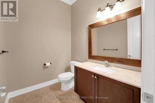 31 Munsie Drive, King, ON - Indoor Photo Showing Bathroom